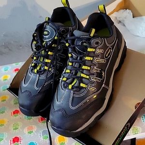 HYTEST Safety shoes, never worn, original box and tag. Size Men's 12 Medium